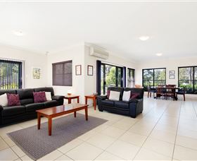 The 17th Tee - Great Ocean Road Tourism 1