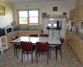 Acacia Park Farm House - Great Ocean Road Tourism 5