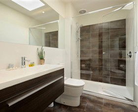 Apartments @ Kew Q105 - Park Avenue Accommodation Group - Great Ocean Road Tourism 1