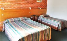 Catalina Motel Lake Macquarie - Toronto - Great Ocean Road Tourism 1