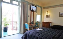 Hotel Gosford - Gosford - Great Ocean Road Tourism 1