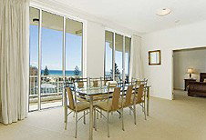 Kirra Beach Luxury Holiday Apartments - Great Ocean Road Tourism 1