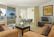 Kirra Beach Luxury Holiday Apartments - Great Ocean Road Tourism 5