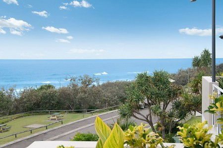 Aqua Promenade Beachfront Apartments - Great Ocean Road Tourism 5