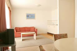 Argyle Terrace Motor Inn - Great Ocean Road Tourism 0