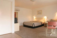 Argyle Terrace Motor Inn - Great Ocean Road Tourism 2
