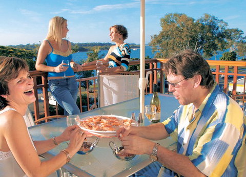Colonial Resort Noosa - Great Ocean Road Tourism 1