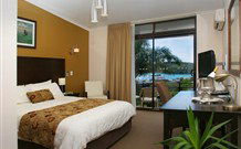 Whale Motor Inn And Restaurant - Great Ocean Road Tourism 0