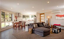 Amazing Country Escapes - Lakeview Luxury Cabins - Great Ocean Road Tourism 1