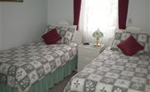 Lakeside Homestay - - Great Ocean Road Tourism 1
