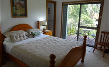 Peaceful Palms Bed And Breakfast - - Great Ocean Road Tourism 0