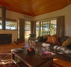 Rosby Guesthouse  Studio - Great Ocean Road Tourism