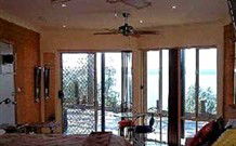 Silverwaters B And B Waterfront Apartments - Great Ocean Road Tourism 0