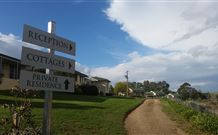 Wagga Wagga Country Cottages - - Great Ocean Road Tourism 1