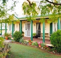 Birdhouse Cottage and Bed and Breakfast - Great Ocean Road Tourism
