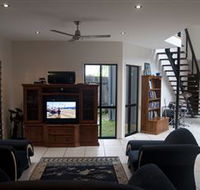 Dolphin Beach House - Great Ocean Road Tourism
