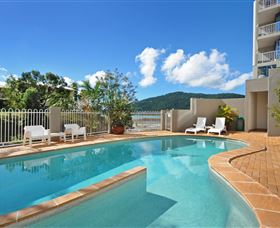 At Whitsunday Vista Resort - Great Ocean Road Tourism 1