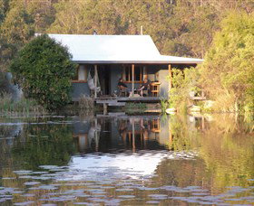 Barney Creek Vineyard Cottages - Great Ocean Road Tourism 0