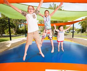 Kirra Beach Tourist Park - Great Ocean Road Tourism 0