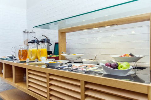 Alpha Canberra Hotel And Apartments - Great Ocean Road Tourism 6
