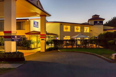 Alpha Canberra Hotel And Apartments - Great Ocean Road Tourism 7