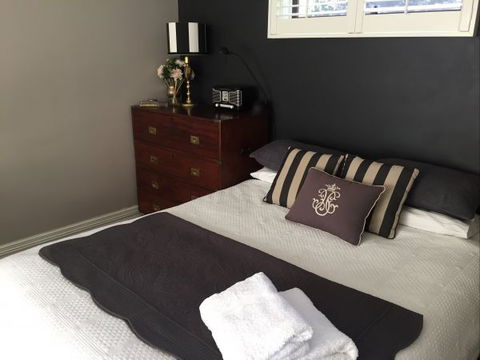 Apartments On-The-Park: The Studio - Great Ocean Road Tourism 8