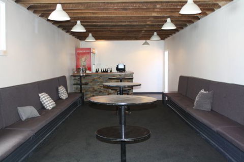 Criterion Hotel Crookwell - Great Ocean Road Tourism 6