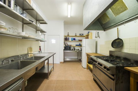 Cuppacumbalong Homestead And Cottage Farm Stay - Great Ocean Road Tourism 3