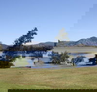 Inland Waters Holiday Parks Grabine Lakeside