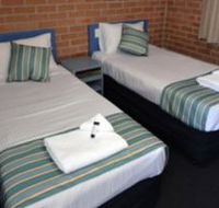 The Oaks Hotel Motel  - Great Ocean Road Tourism