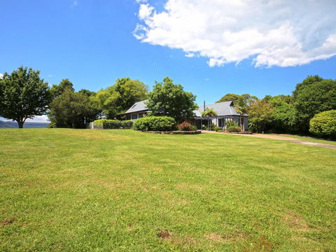 Rayfields At Berry - Great Ocean Road Tourism 0
