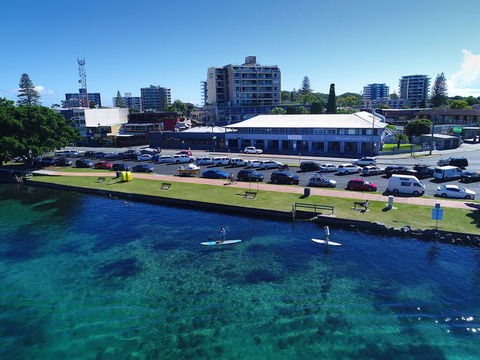 Lakes And Ocean Hotel - Great Ocean Road Tourism 0
