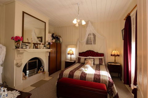 Tenterfield Historic Luxury Cottage - Great Ocean Road Tourism 2