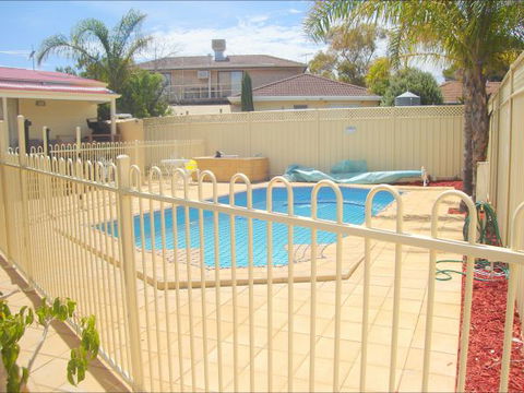 Christies Cottage For Holidays And Relocations. - Great Ocean Road Tourism 1