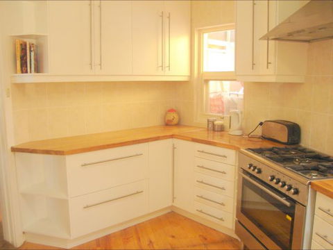 Christies Cottage For Holidays And Relocations. - Great Ocean Road Tourism 3