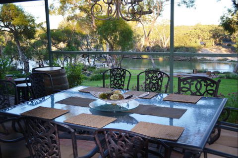 River Shack Rentals - Living The Dream - Great Ocean Road Tourism 59