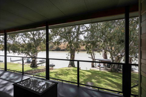River Shack Rentals - Living The Dream - Great Ocean Road Tourism 37