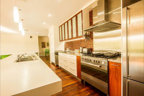 River Shack Rentals - Living The Dream - Great Ocean Road Tourism 130