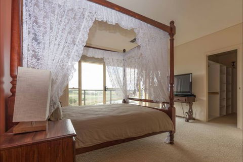River Shack Rentals - Living The Dream - Great Ocean Road Tourism 32