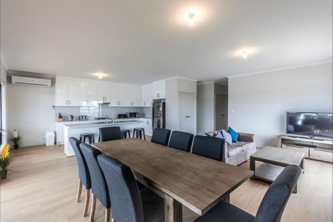 River Shack Rentals - Living The Dream - Great Ocean Road Tourism 90