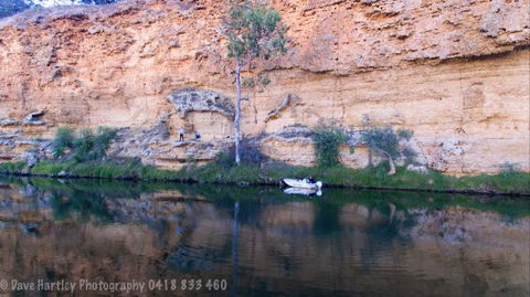 River Shack Rentals - Living The Dream - Great Ocean Road Tourism 123