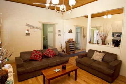 Anderl's Beach Cottage - Great Ocean Road Tourism 2