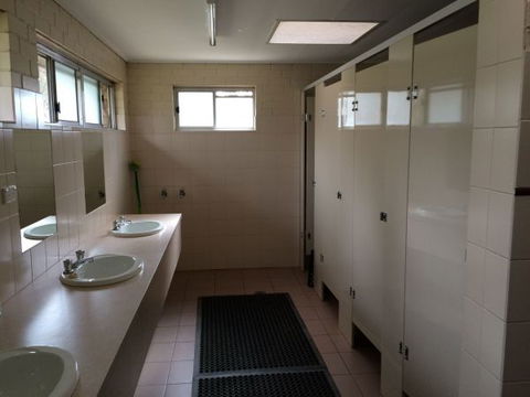 Ardern's Caravan Park, Myrtleford - Great Ocean Road Tourism 5