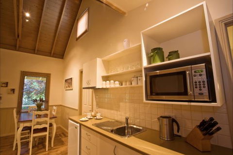 Autumn Abode Cottages - Great Ocean Road Tourism 6