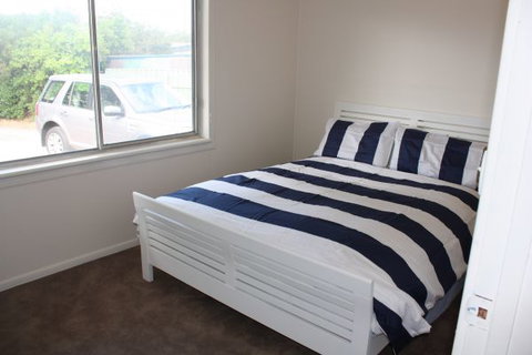 LJ Hooker Goolwa Holiday Rentals - 42 Underwood Avenue, Goolwa Beach - Great Ocean Road Tourism 14
