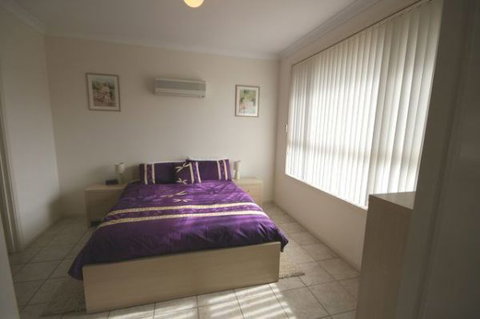 LJ Hooker Goolwa Holiday Rentals - 42 Underwood Avenue, Goolwa Beach - Great Ocean Road Tourism 21