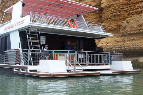 Takeme2 Houseboat - Great Ocean Road Tourism 2