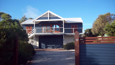 Top Deck Marion Bay - Great Ocean Road Tourism 0
