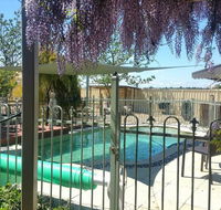 Must Love Dogs BB and Self-Contained Cottage - Great Ocean Road Tourism