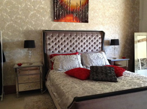 Must Love Dogs B&B And Self-Contained Cottage - Great Ocean Road Tourism 6